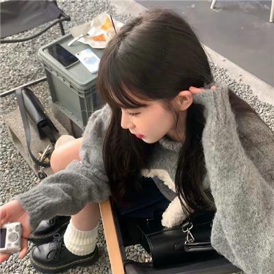 出水红莲